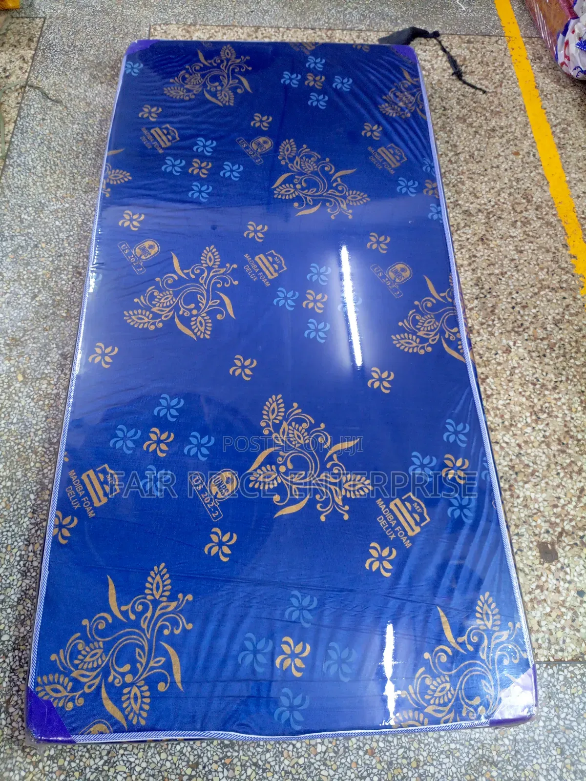 Mattress Super Deluxe 3*6 By4 Inche Sealed Cover