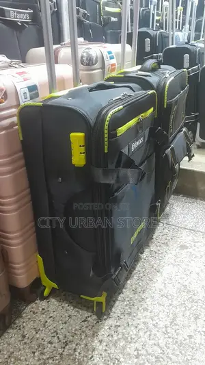 Dfavours Medium Suitcases