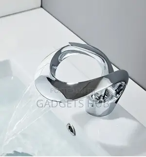 Single Hole Wash Hand Luxury
Waterfall Sink Faucet Basin Tap