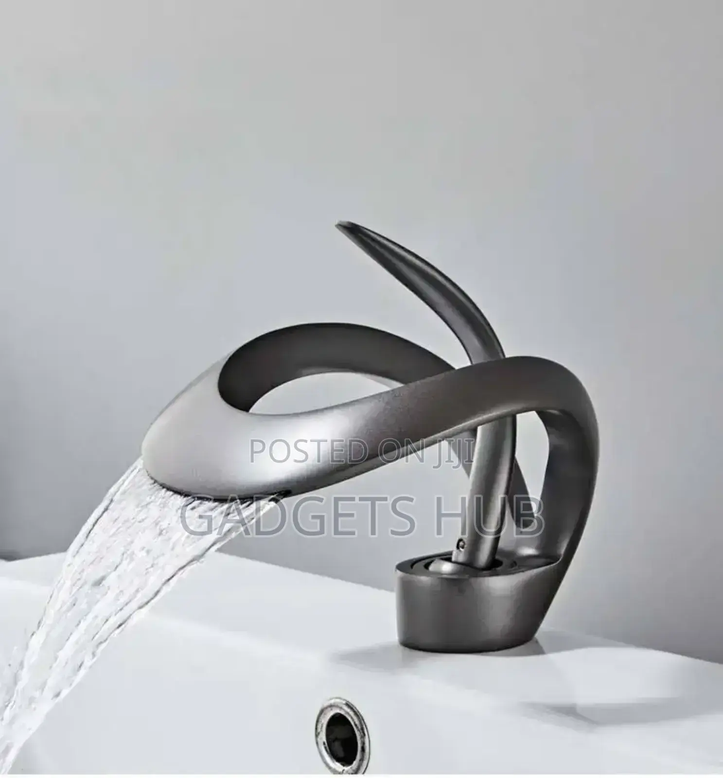 Single Hole Wash Hand Luxury
Waterfall Sink Faucet Basin Tap