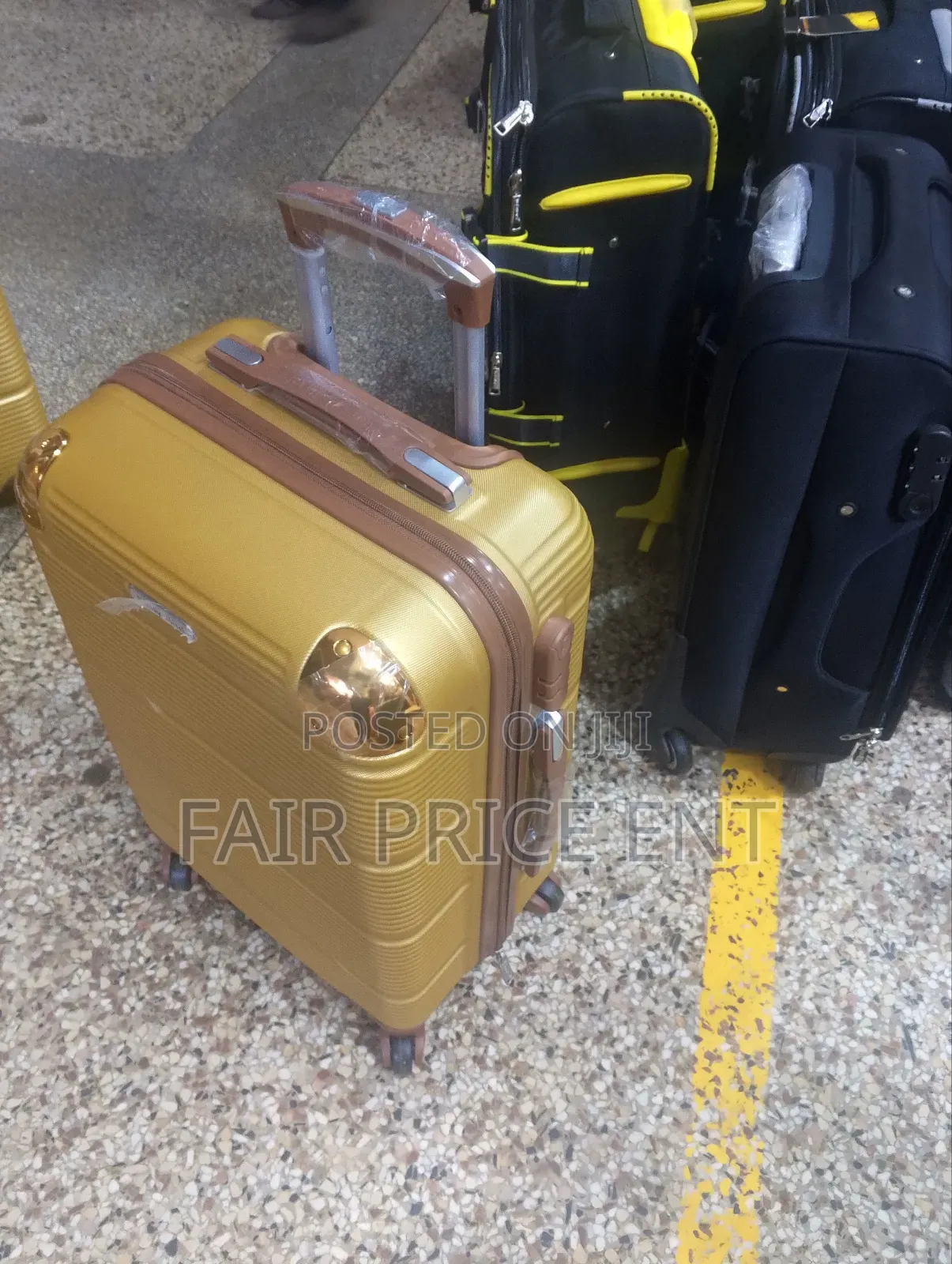 Rubber Plastic Suitcases. Medium. ( Gold)