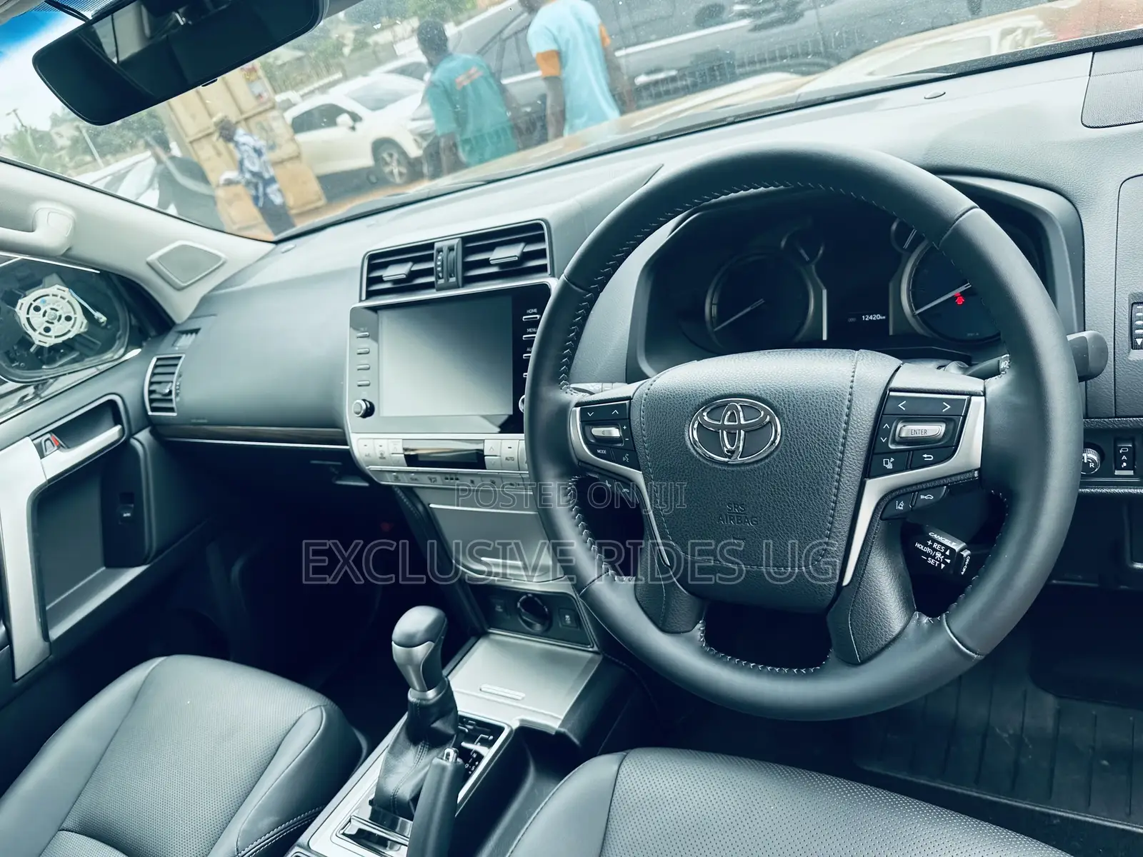 Toyota Land Cruiser Prado 2023 Black