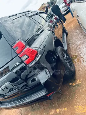 Toyota Land Cruiser Prado 2023 Black