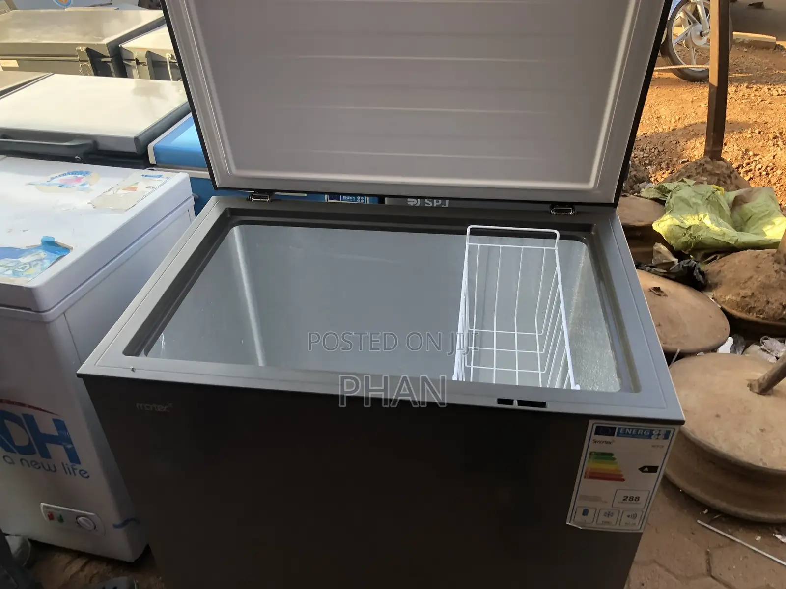 180 Litre Hisense Deep Freezer