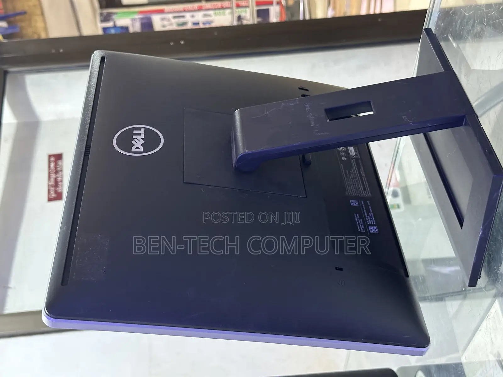 19inch Square Monitor Dell