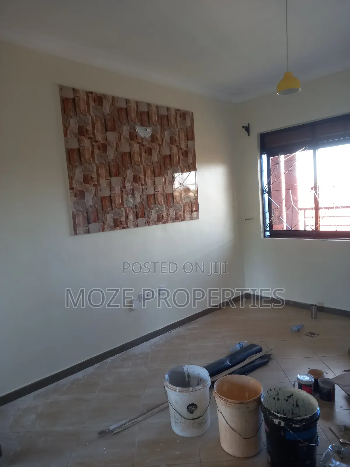 2bdrm Bungalow in Kira Mamerito Road, Central Division for rent