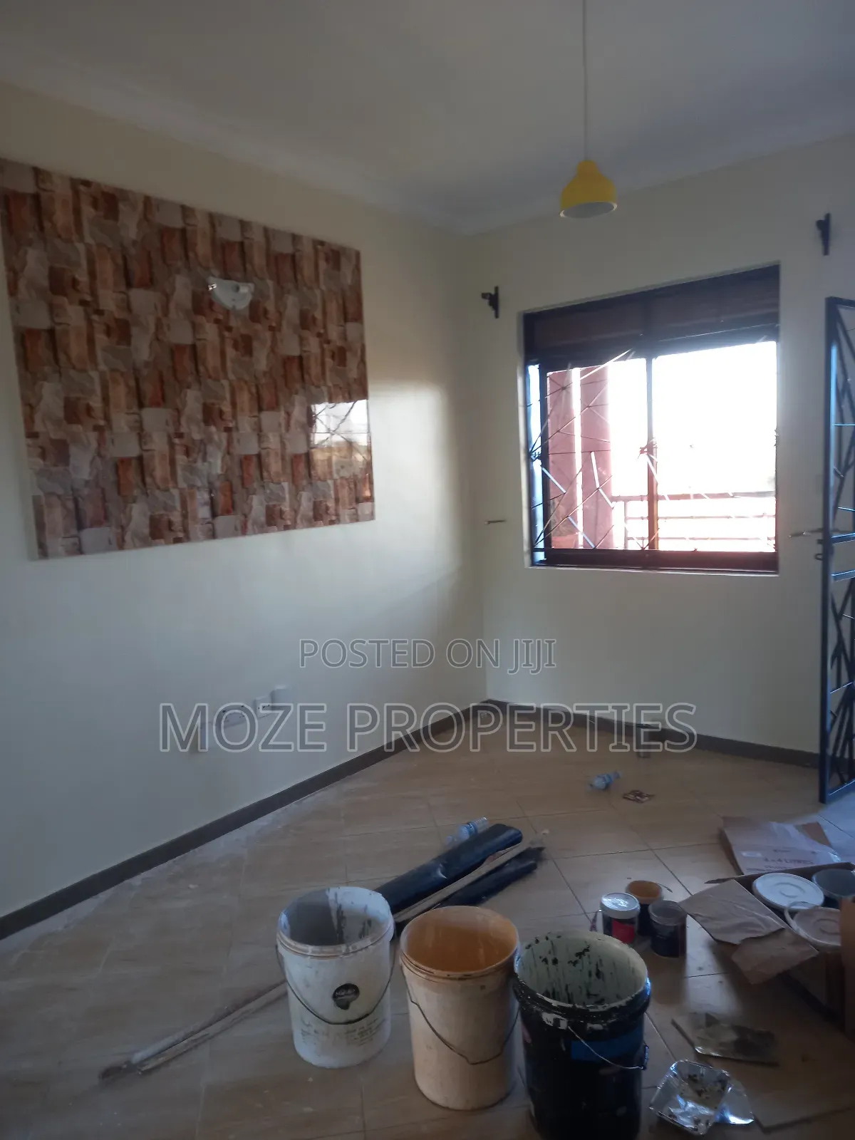 2bdrm Bungalow in Kira Mamerito Road, Central Division for rent