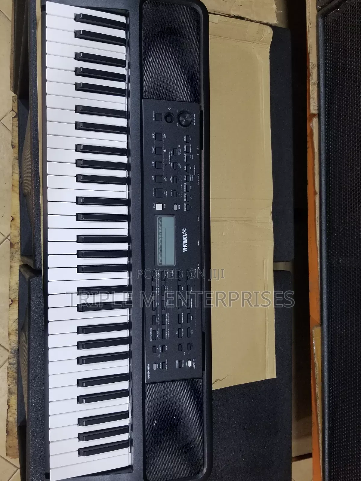 Piano Yamaha Psre383