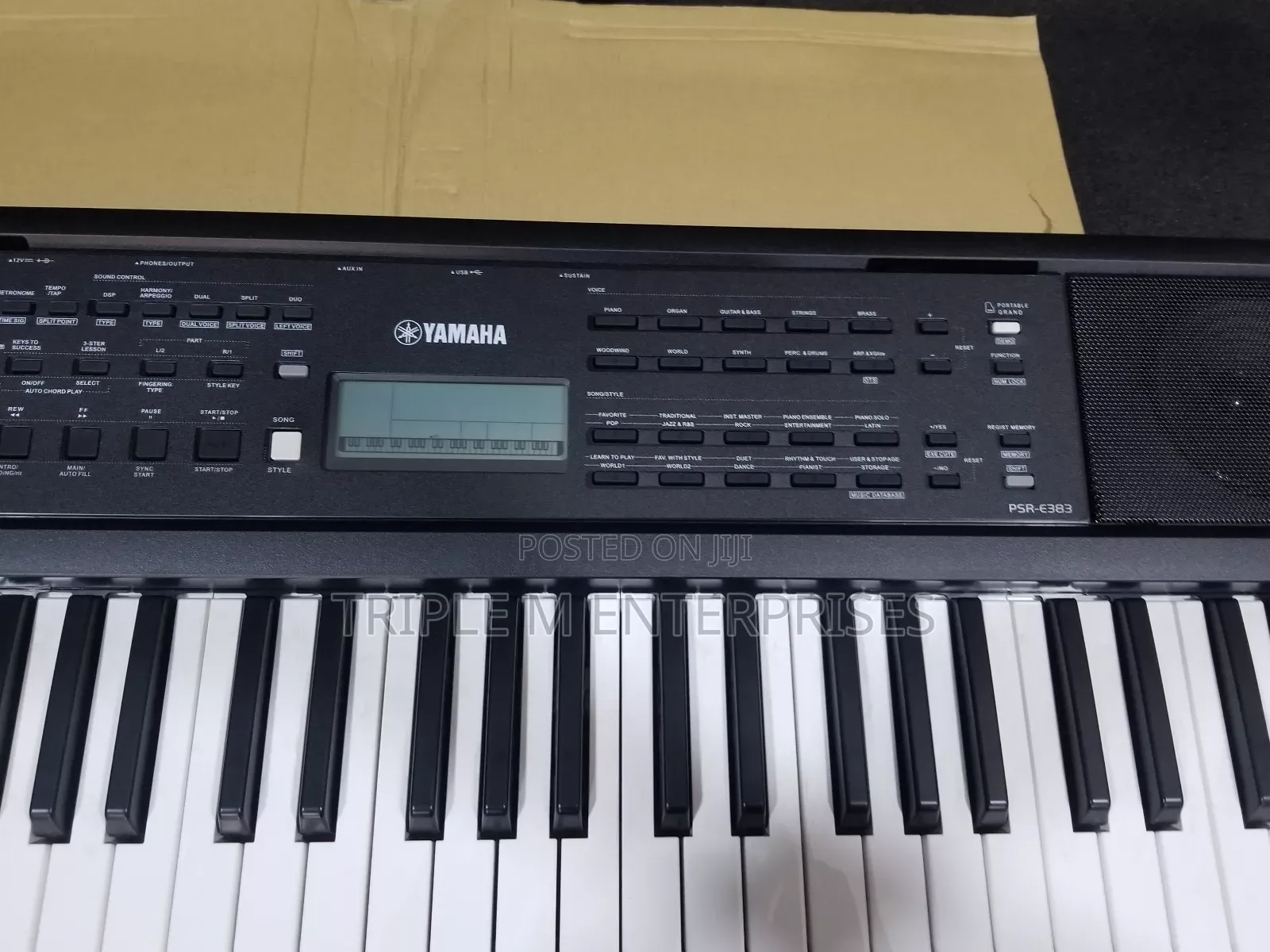 Piano Yamaha Psre383