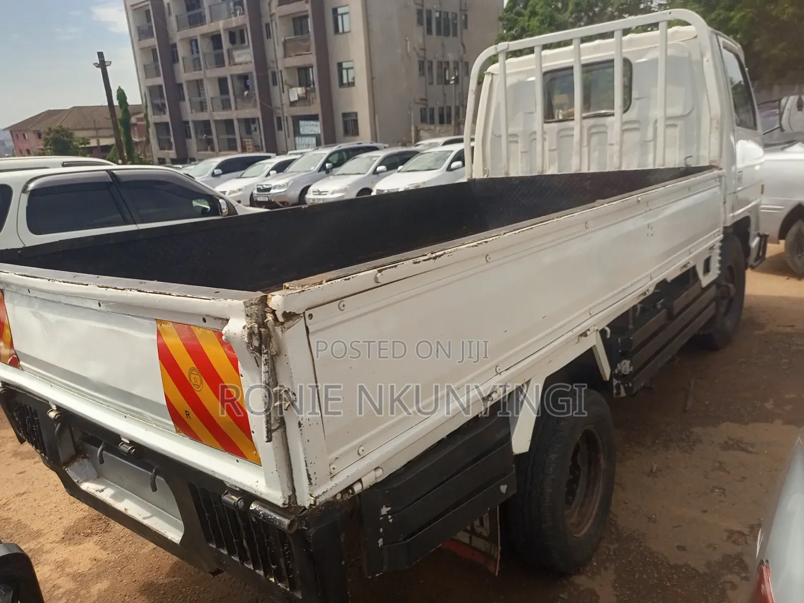 Isuzu Elf Truck