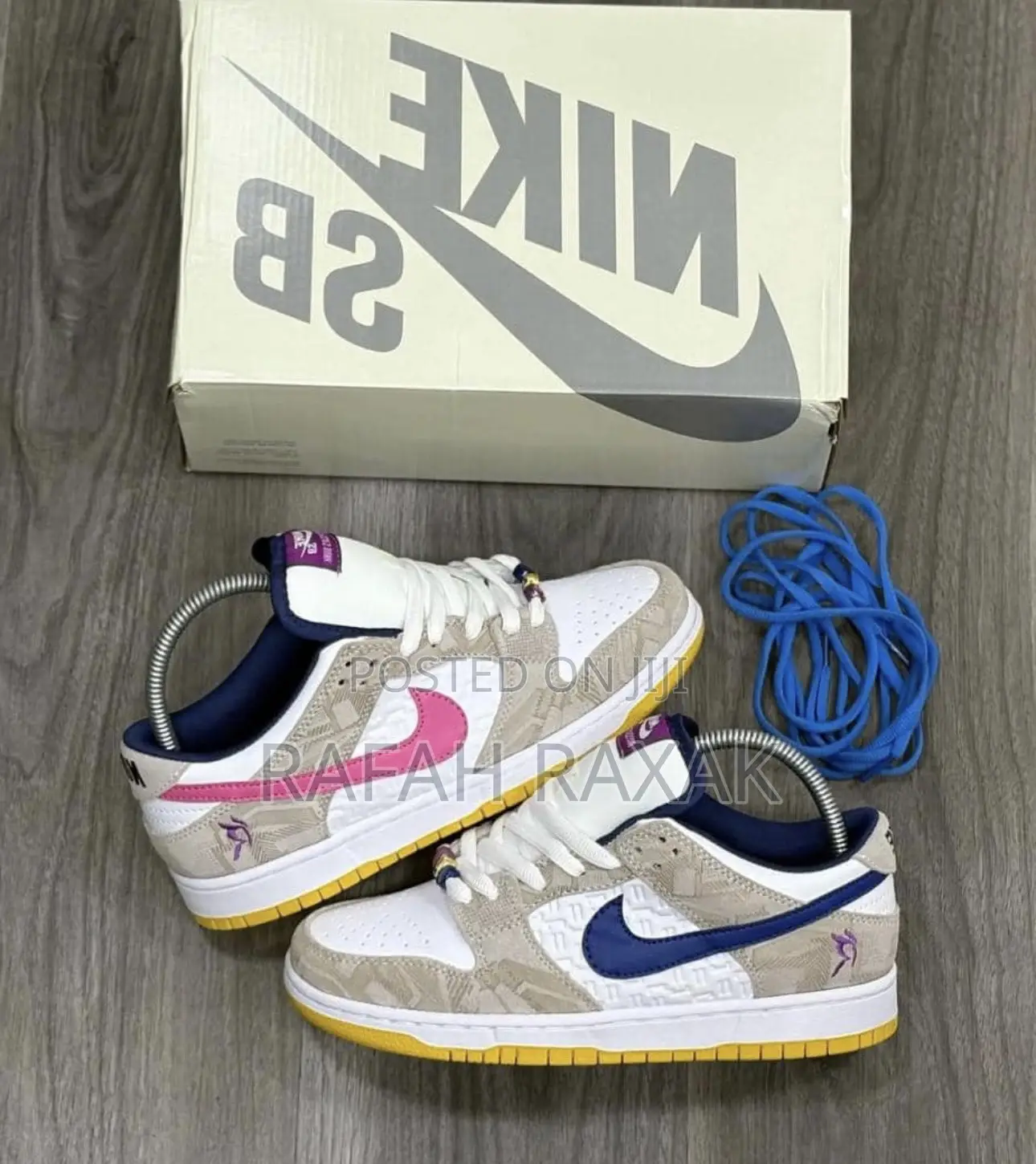 Nike Sb Dunk Low X “Rayssa Leal Leak” Classic Sneakers