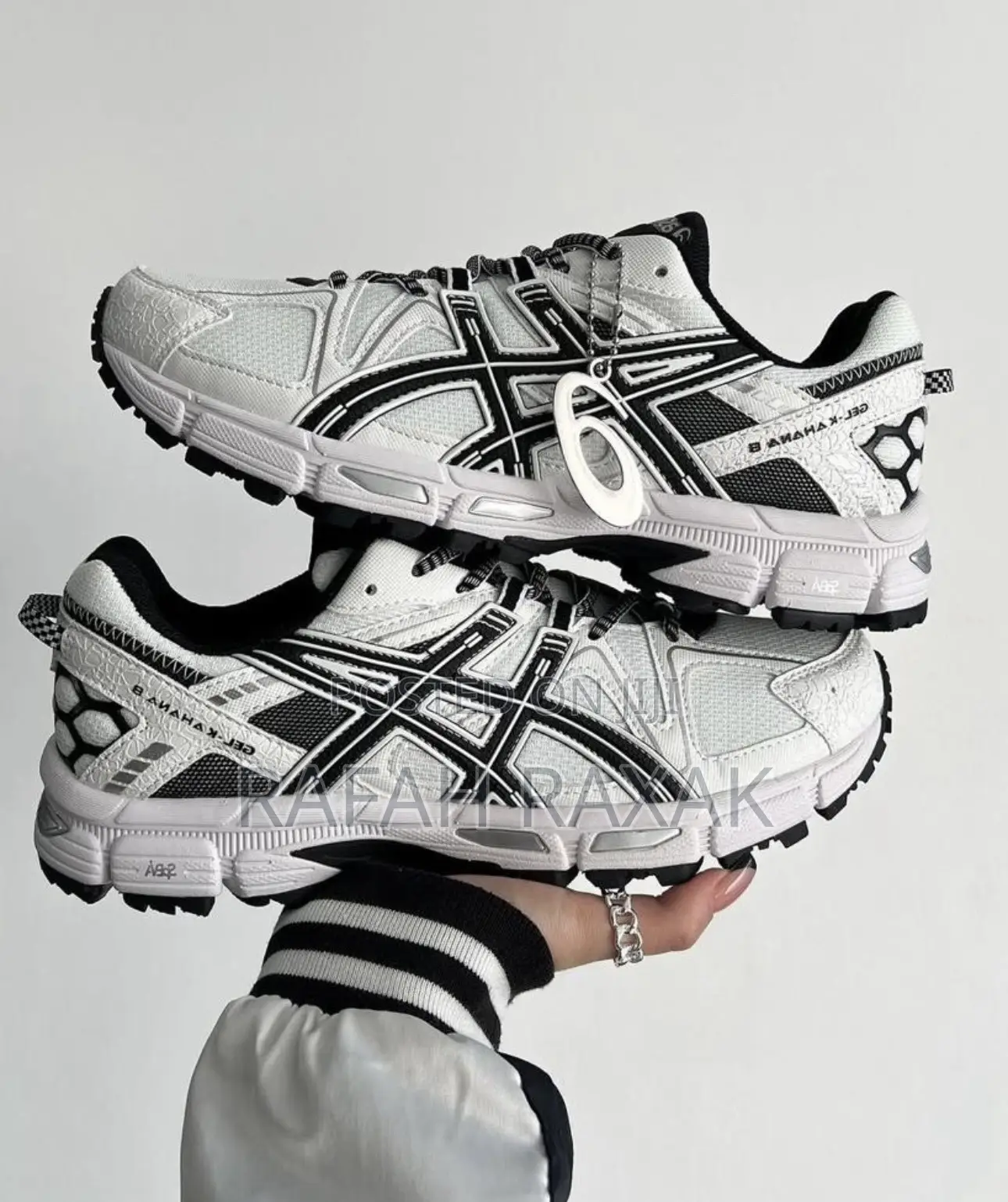 Original White/Black Asics Gel Kahana 8 Sneakers