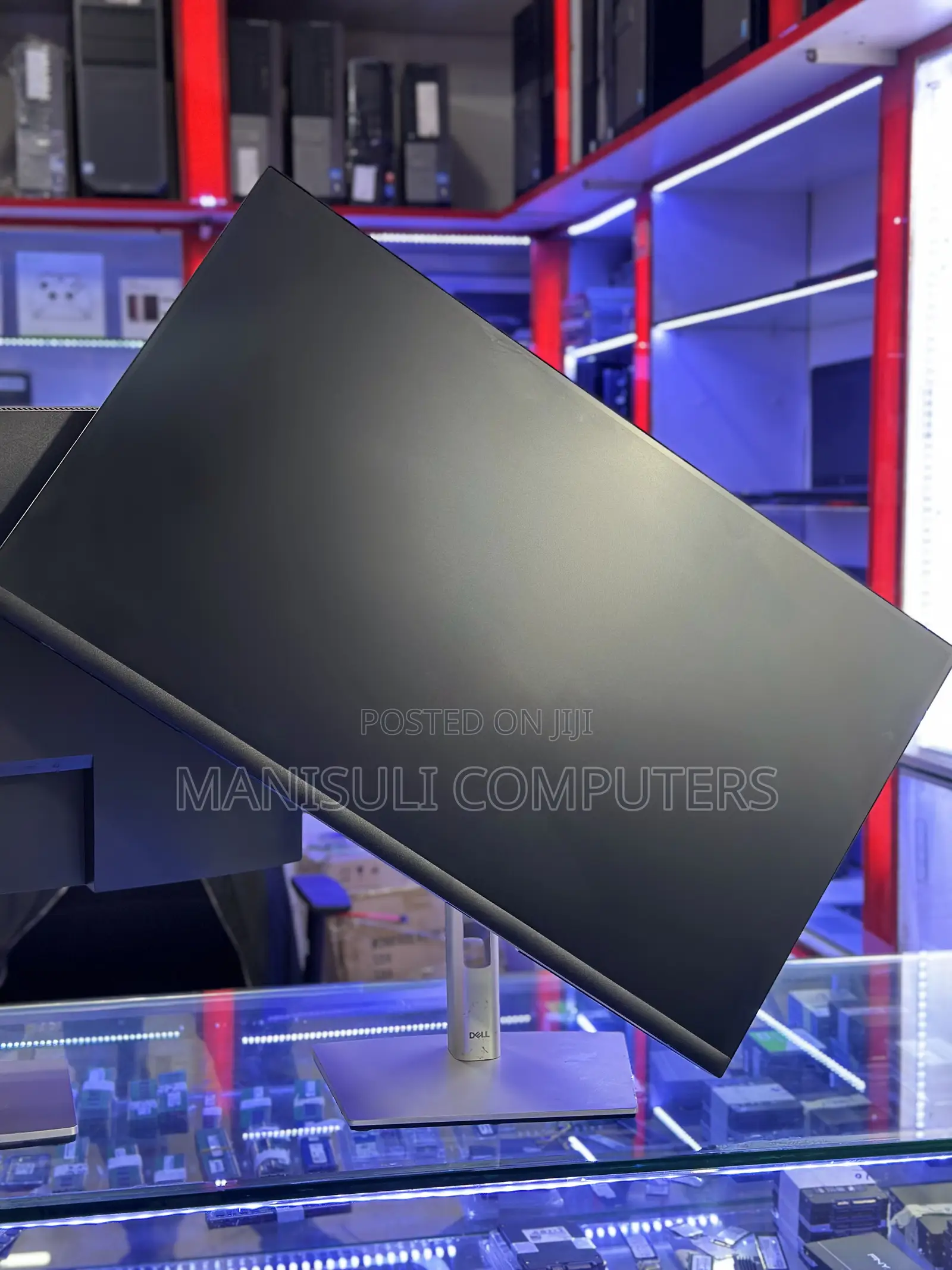 Dell Monitor 27 Inch Screen Ips Hdmi’S Dp Mini Dp Usb 3.0