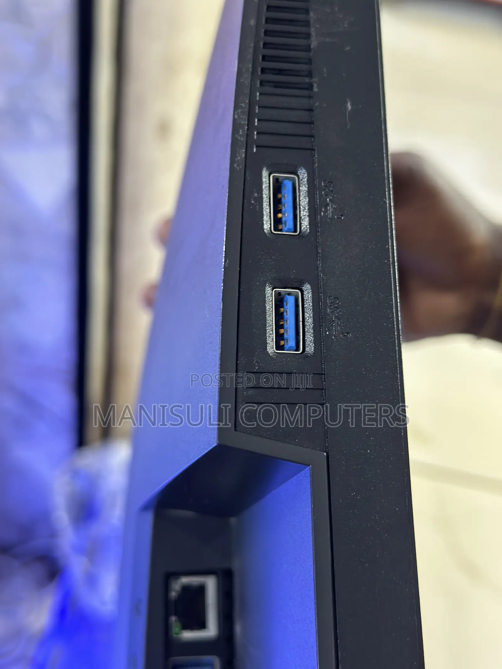 Dell Monitor 27 Inch Screen Ips Hdmi’S Dp Mini Dp Usb 3.0