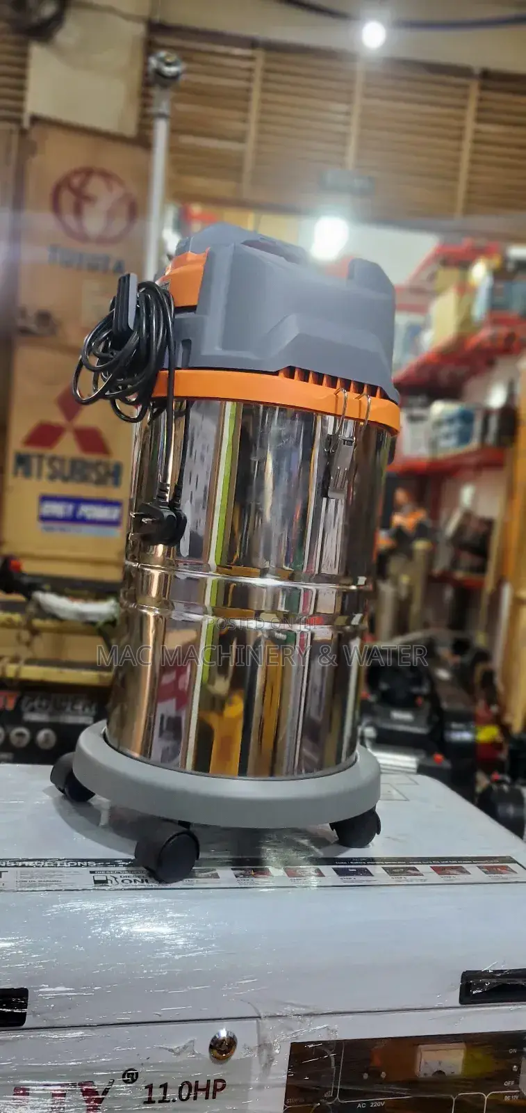 Wet Dry Vaccum Cleaner/ Woover 30liters