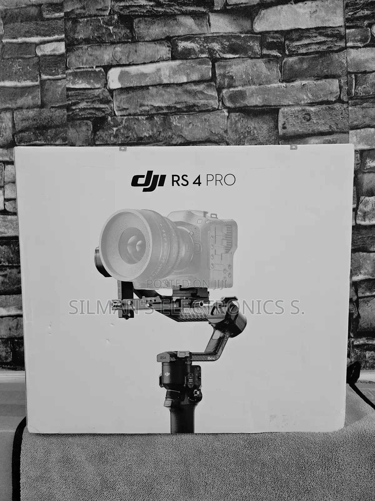 The Mighty Dji Rs4 Pro Handheld Stabilizer