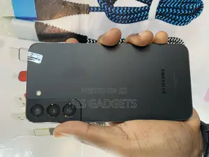 Samsung Galaxy S22+ 5G 128 GB Black