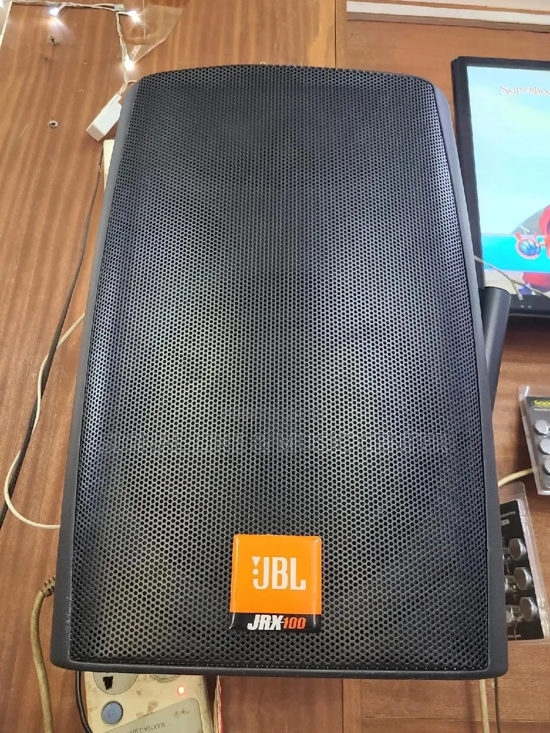 JBL Wall Speaker Size F-850 for Pair