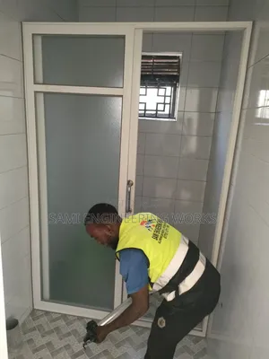 Quality Aluminum Shower Slidding Divider Kitezezi