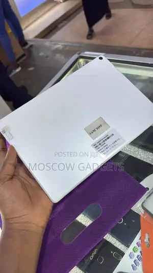 New Lenovo Tab M10 32 GB White