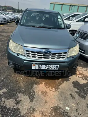 Photo - Subaru Forester 2012 Green