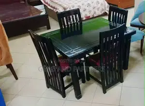 Simple Dining Table Seater