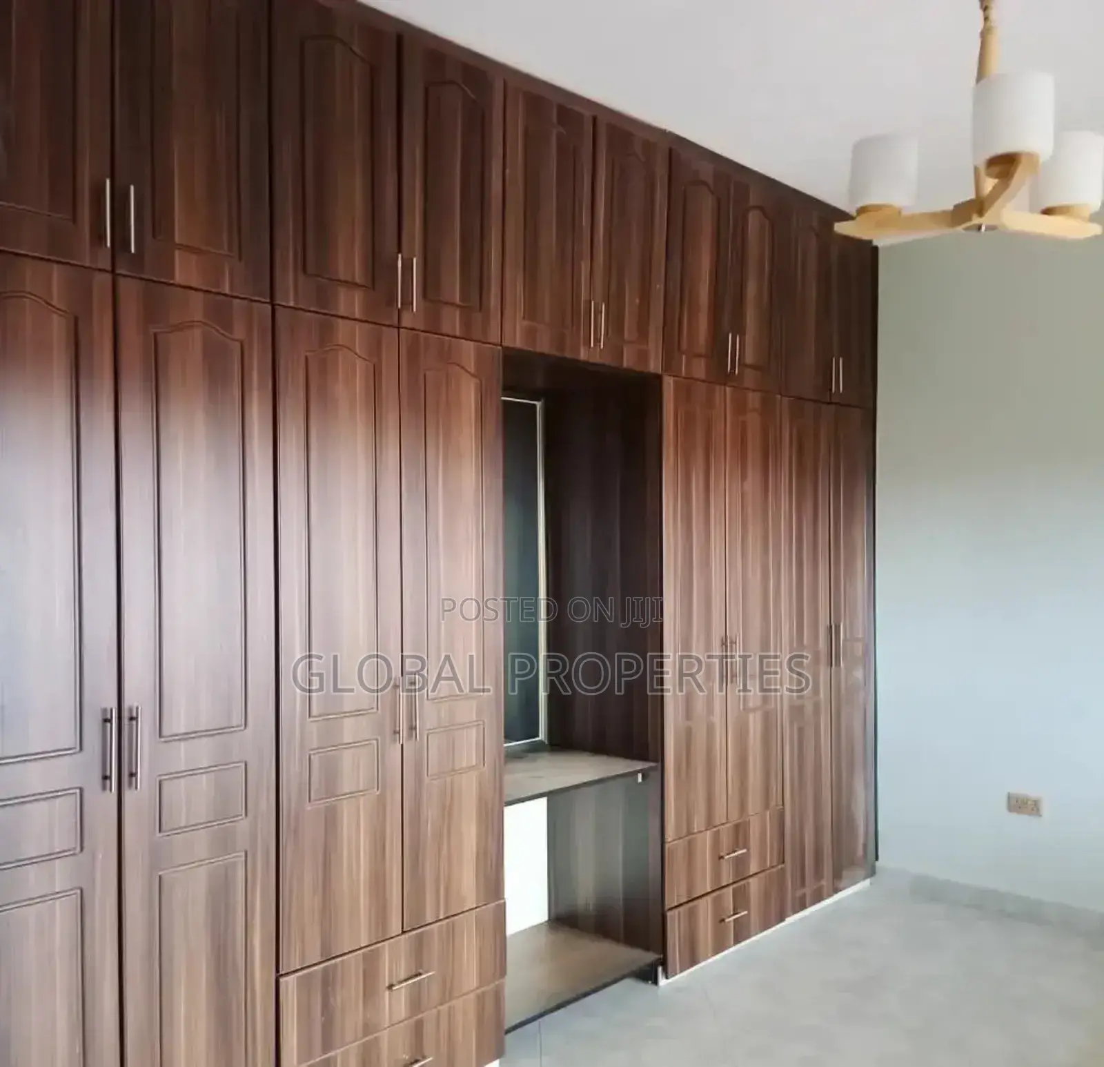 3bdrm Duplex in Kira, Central Division for rent