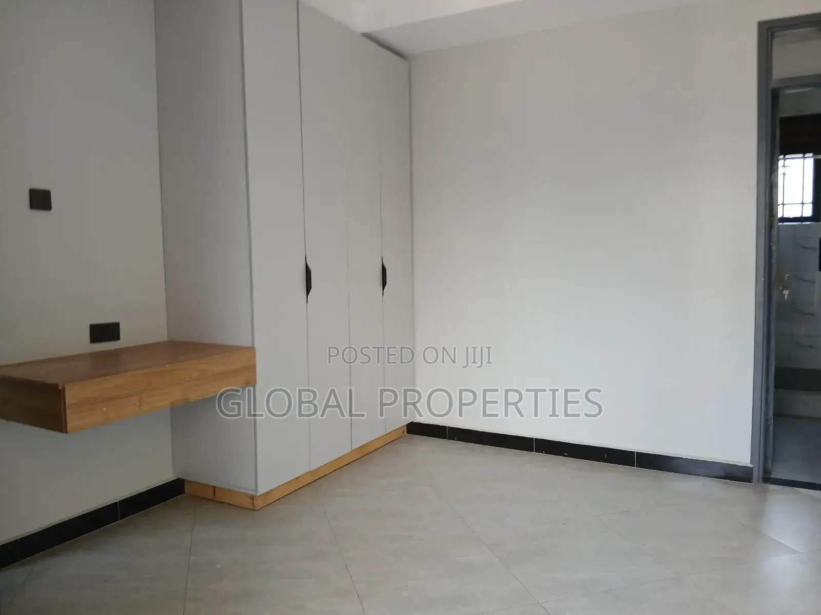 3bdrm Duplex in Naalya Estate, Central Division for rent