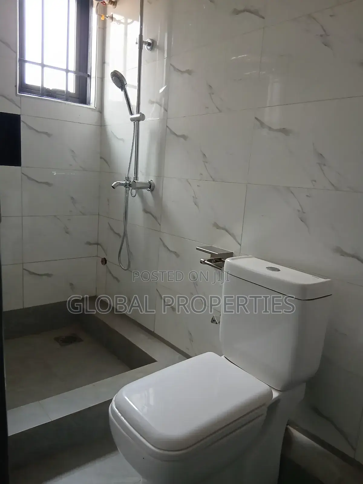 3bdrm Duplex in Naalya Estate, Central Division for rent
