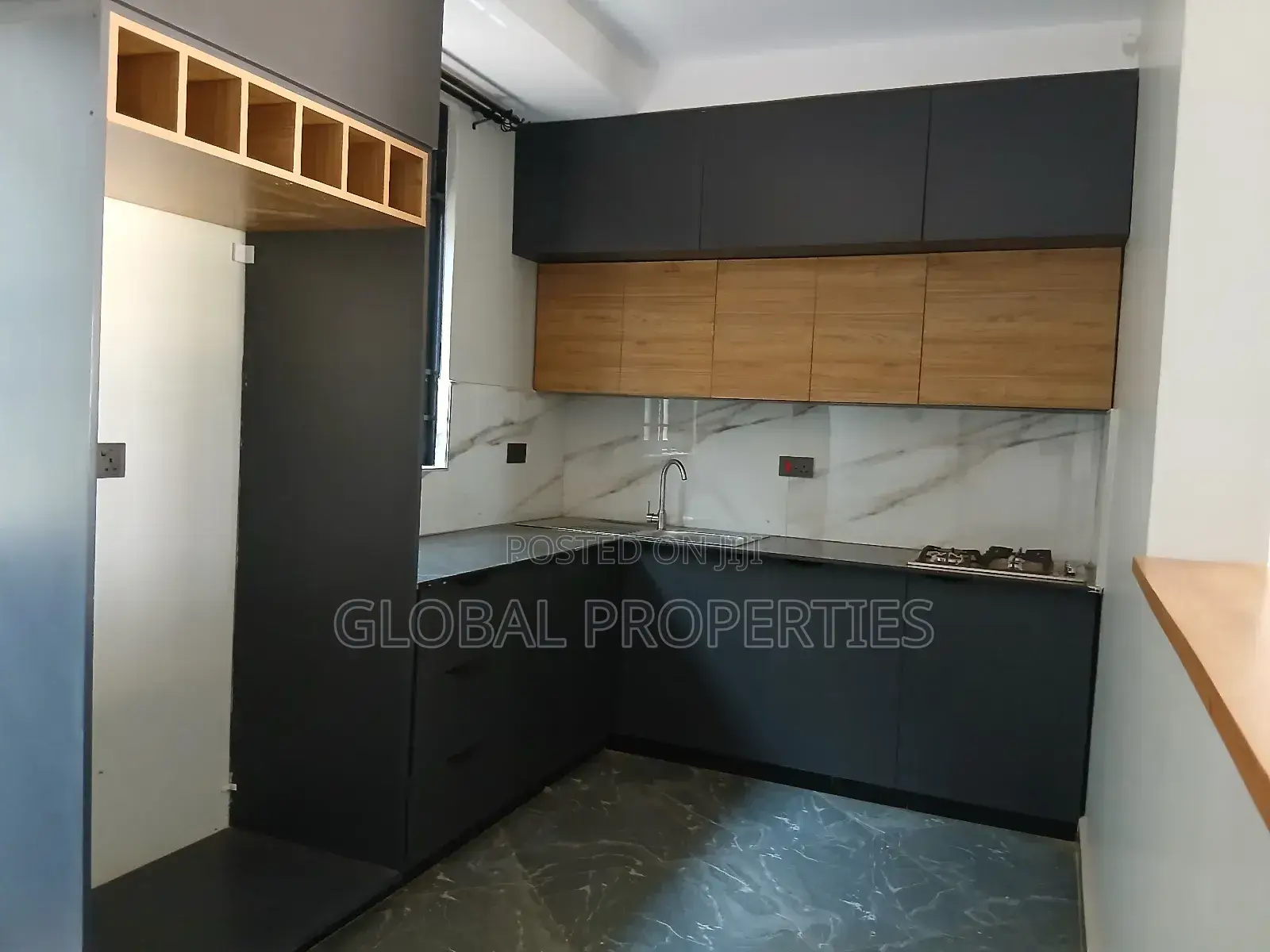 3bdrm Duplex in Naalya Estate, Central Division for rent