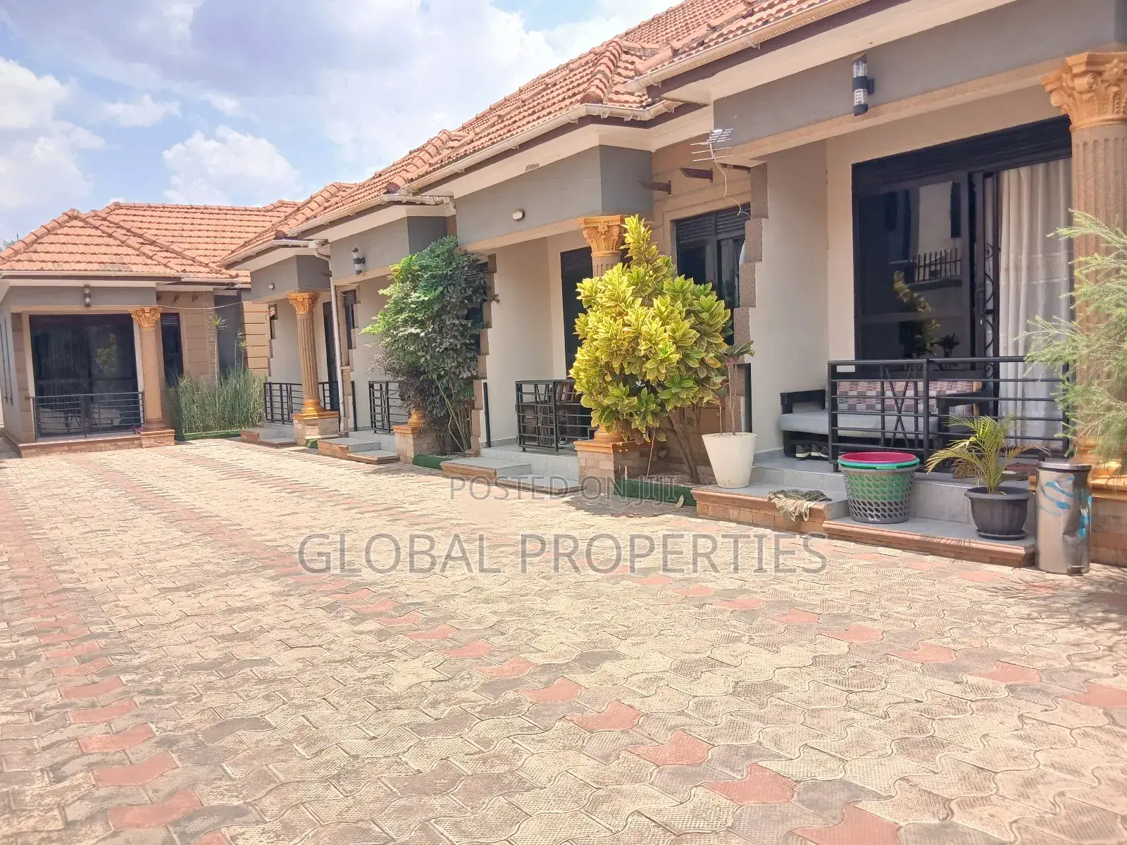 1bdrm Bungalow in Najjera Kira Rd, Central Division for rent