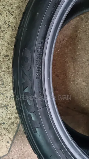 265/40r22 Toyo Foreign Used Made in Japan
