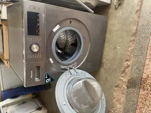 9kg Hisense Side Loader