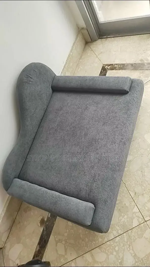 Pet Bed / Pet Sofas for Cats and Dogs.