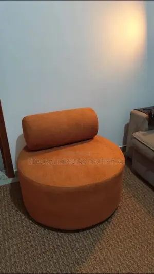 Round / Lounge Chair for Living Rooms/ Boutiques/ Reception