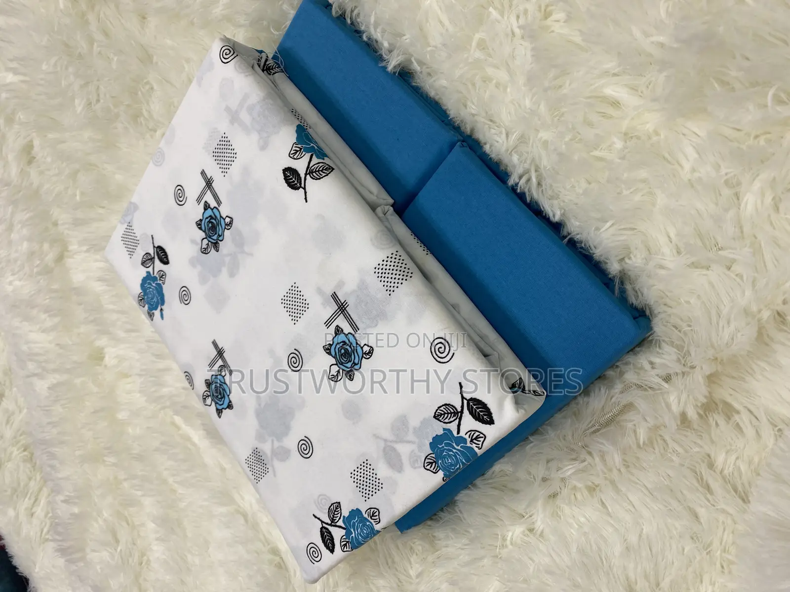5x6 and 6x6 Bedsheets With 4 Pillowcases