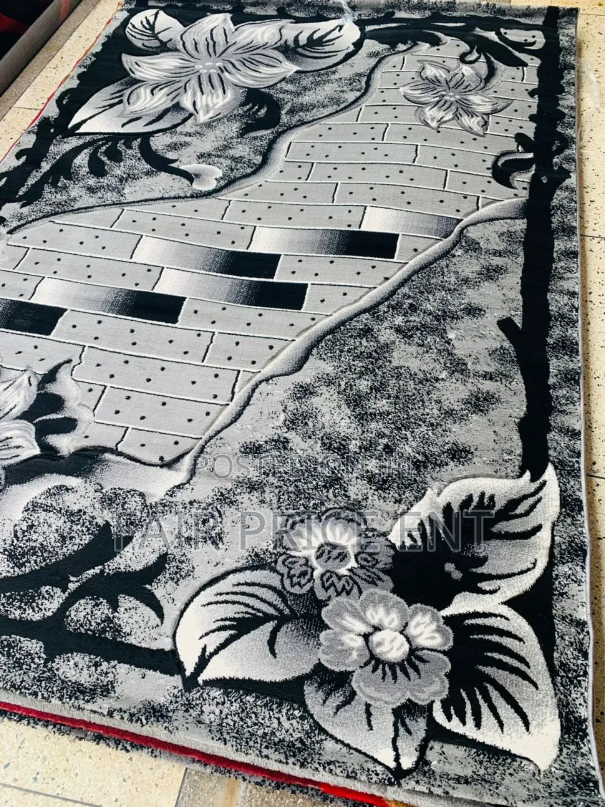 Luxury Center Carpets. 1.5x2metres.( Gray)