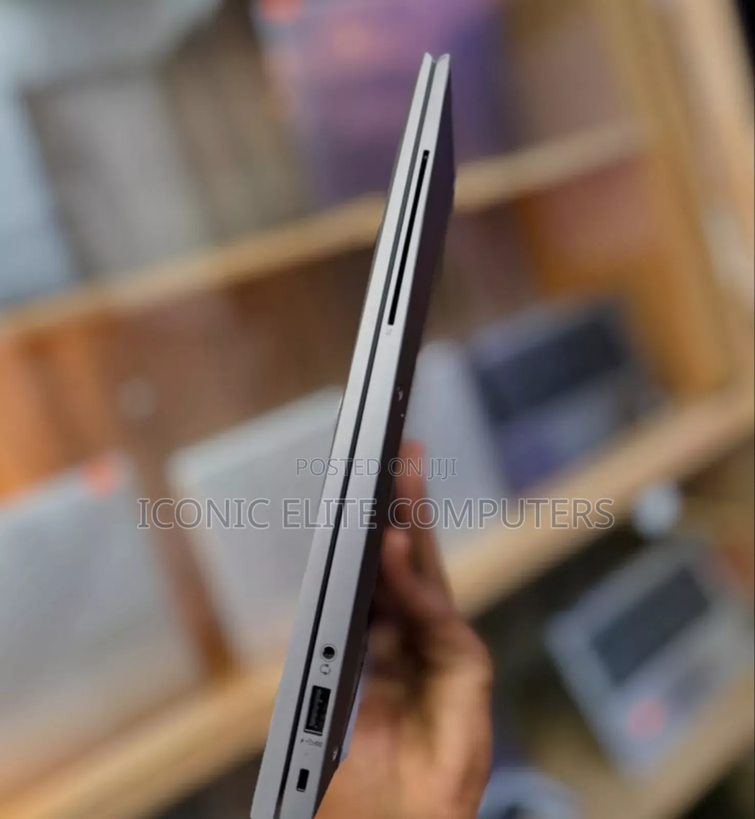 New Laptop HP ZBook Firefly 15 G7 16GB Intel Core i7 SSD 512GB