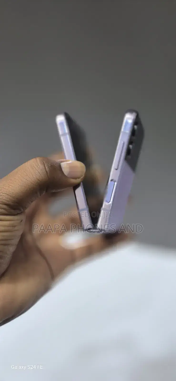 Samsung Galaxy Z Flip4 128 GB Purple