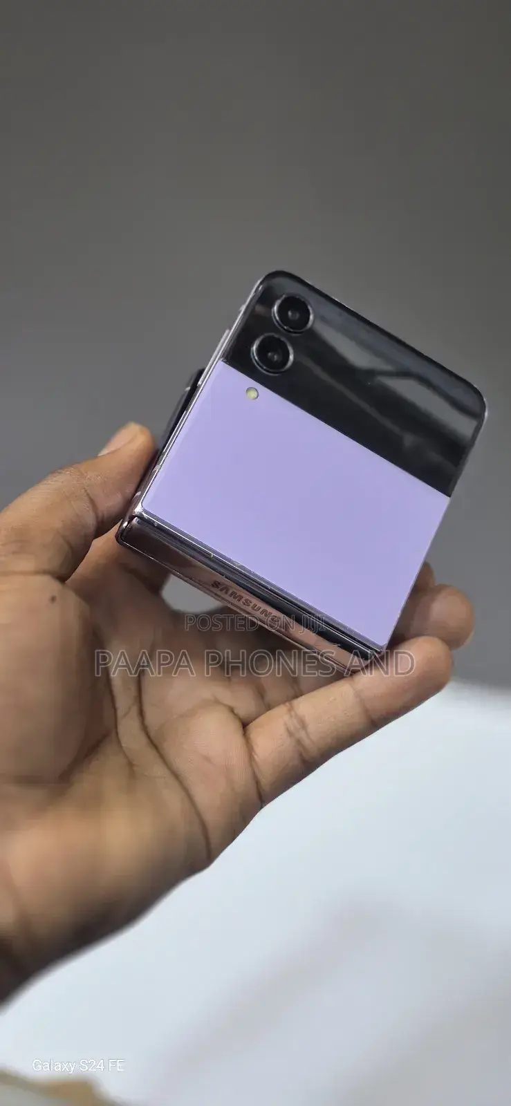 Samsung Galaxy Z Flip4 128 GB Purple