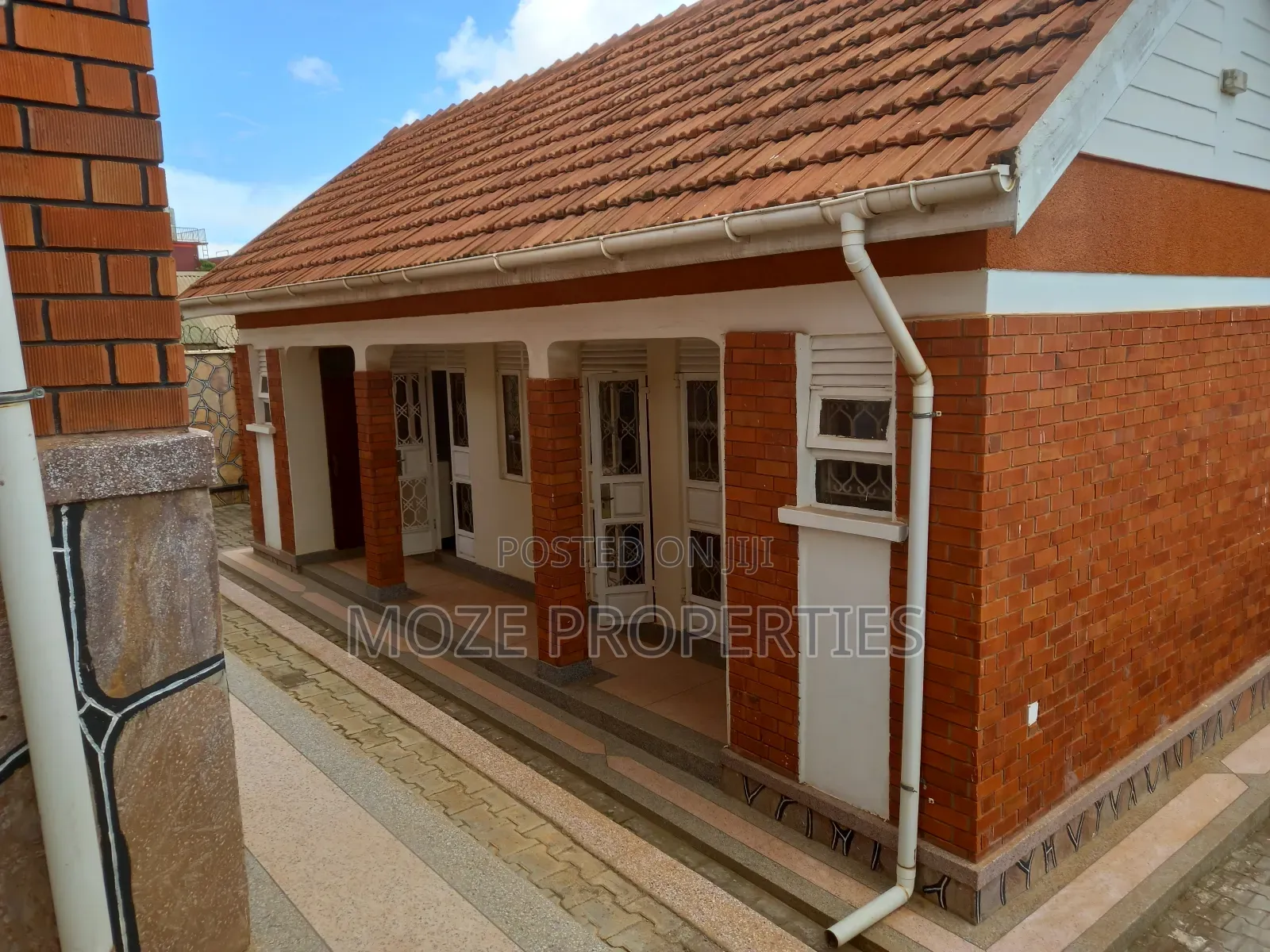 3bdrm Bungalow in Kireka, Central Division for rent