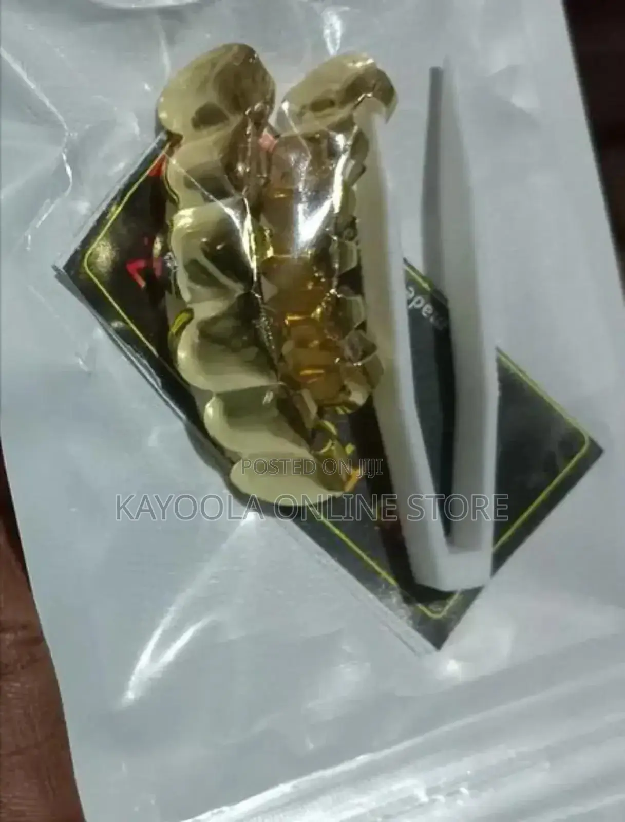Classic Fashion 6/6 Teeth Grillz Hip Hop Gold Plated