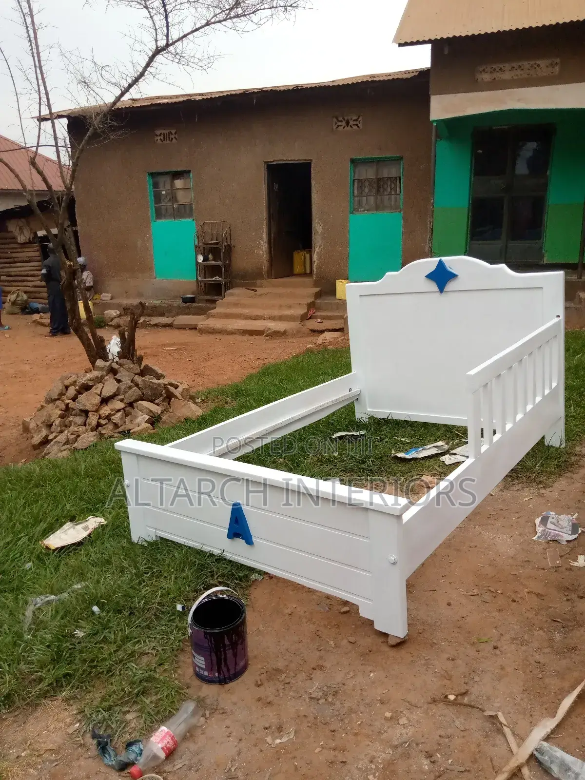 Kid Bed of 4x6feet Call