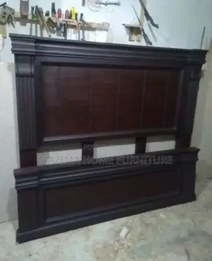 Wooden Beds/ 5x6 Mahogany