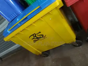 Plastic Dust Bins 660litres