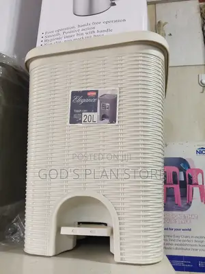 Plastic Office Dust Bins