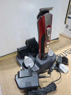 Geepas 11in 1 Rechargeable Grooming Kit/Hair Clipper