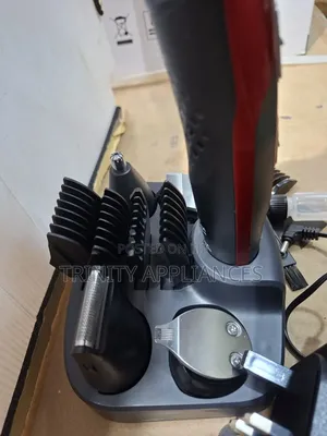 Geepas 11in 1 Rechargeable Grooming Kit/Hair Clipper