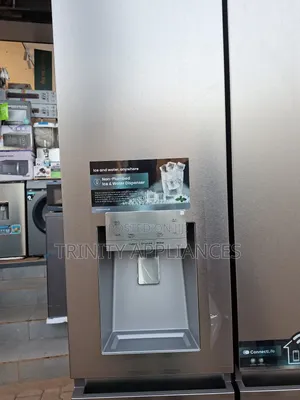 Hisense 720 Liters Refrigerator Dispenser Ice Maker, Wifi