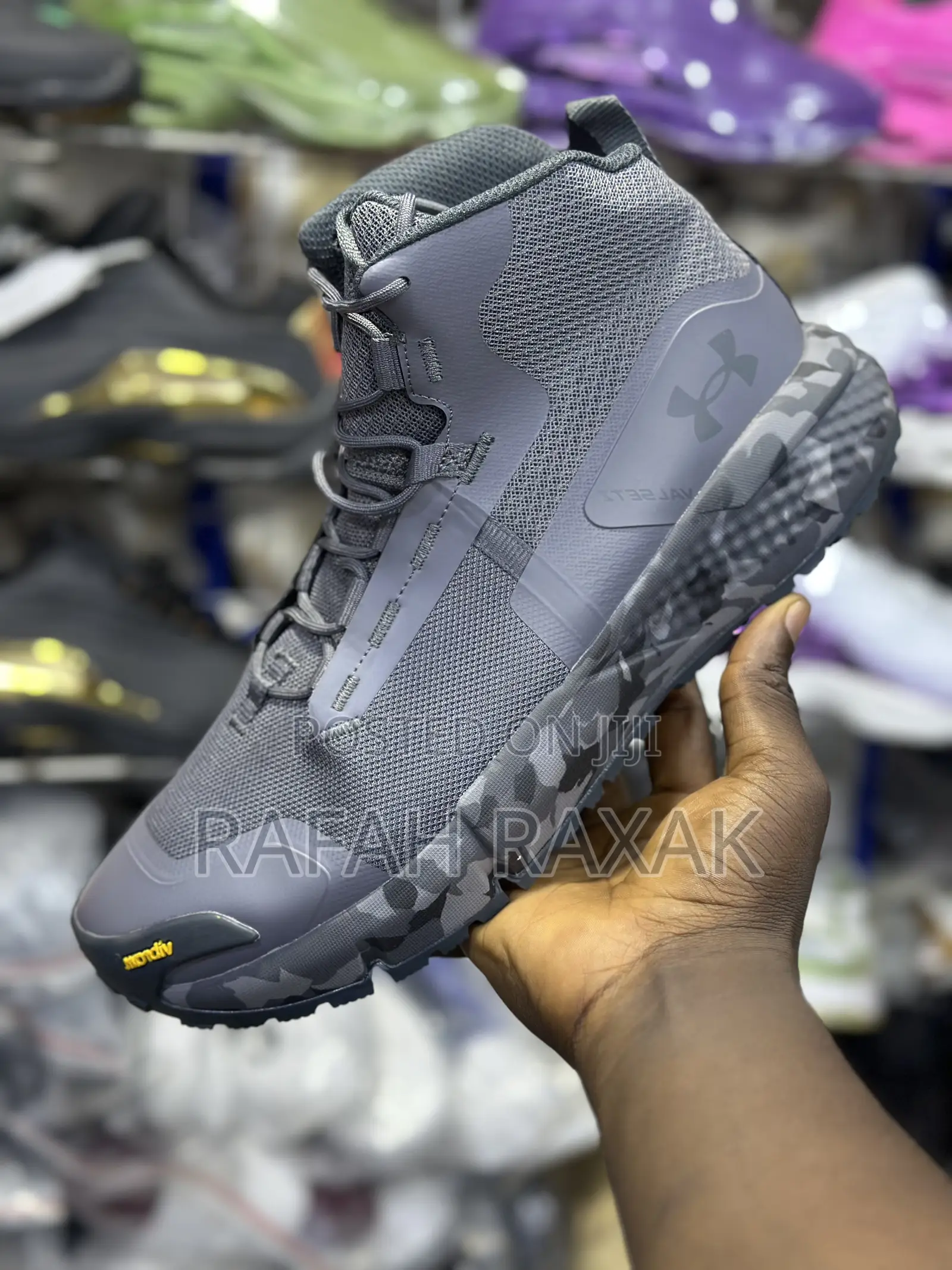 Under Armour Valsetz Mid Tactical Hiking Sneaker Boots